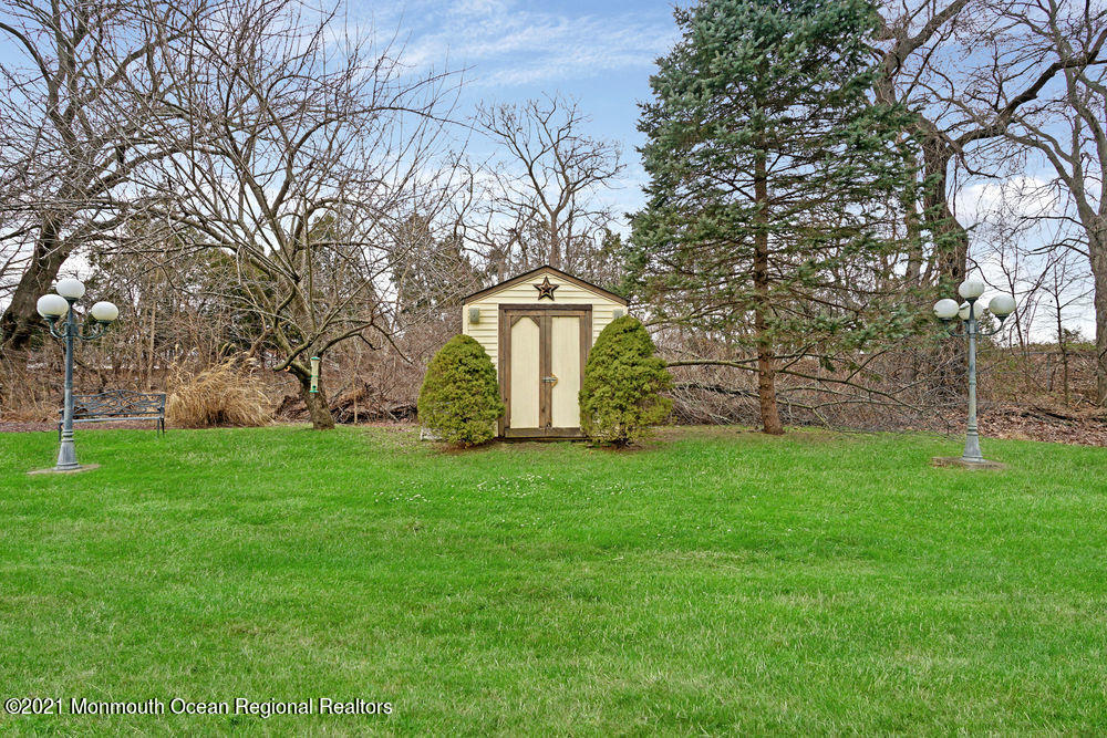 7 Fairview Road Marlboro, NJ 07746 - Photo 51 of 52 066_dsc02697-dsc02701_1