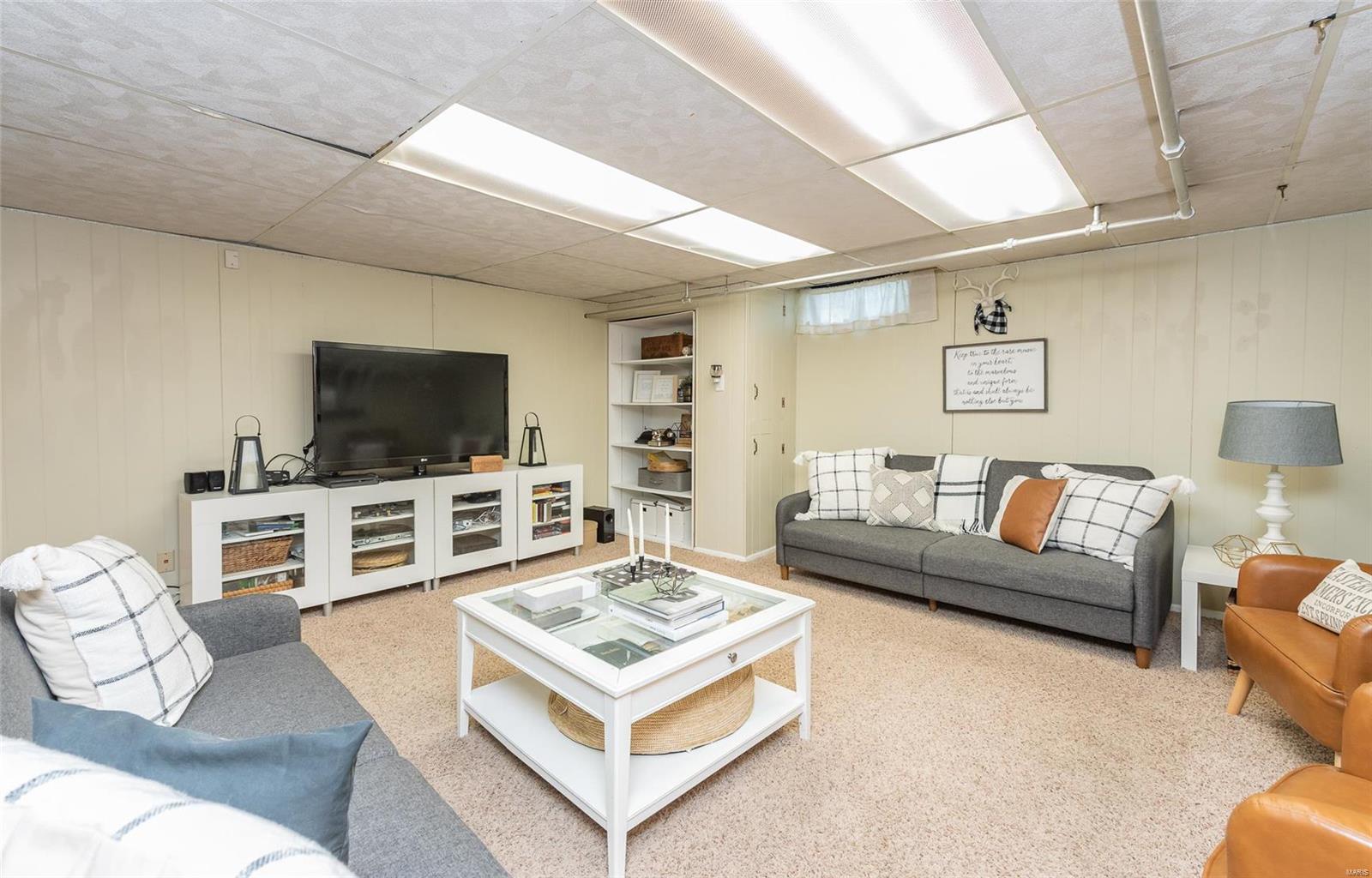 1702 Waverly Road Collinsville, IL 62234 - Photo 20 of 28 Gallery Image 20