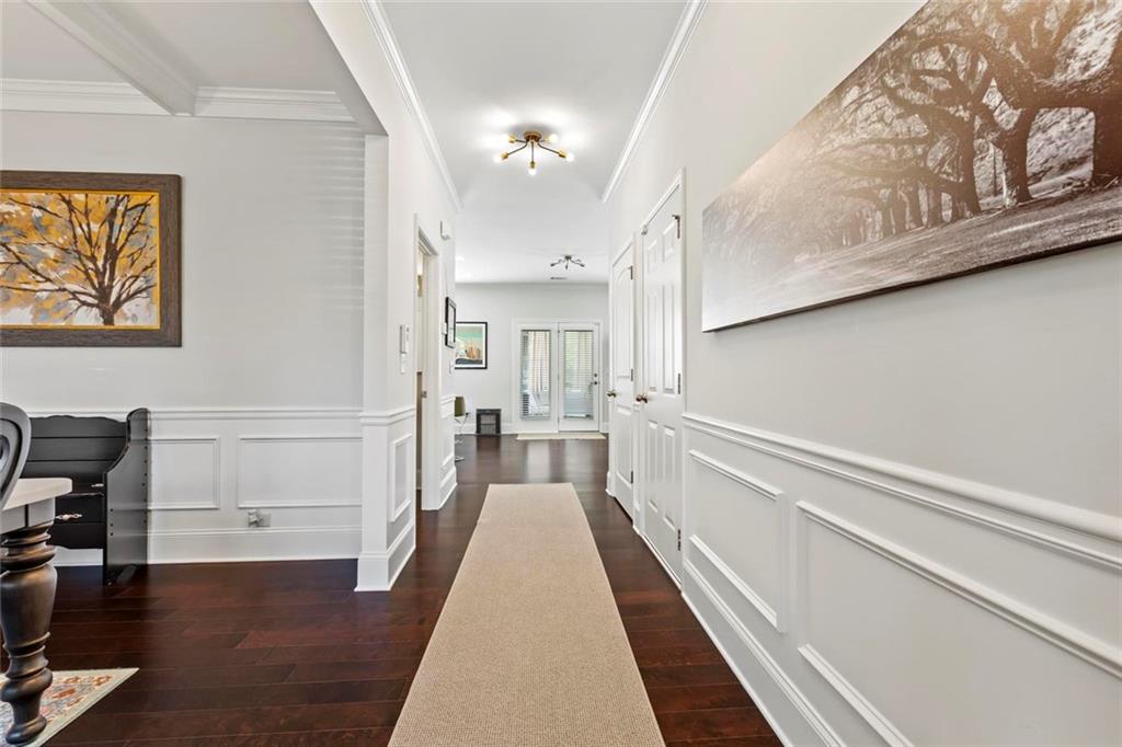 2426 Fair Oaks Way Atlanta, GA 30337 - Photo 9 of 29 a view of a hallway with a couch