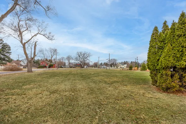 $109,900 | 23625 West Main Street, Plainfield, IL 60544