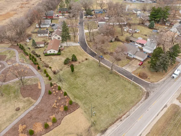 $109,900 | 23625 West Main Street, Plainfield, IL 60544
