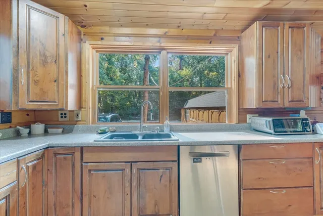 $315,000 | 564 C County Road 2400 North, Dewey, IL 61840