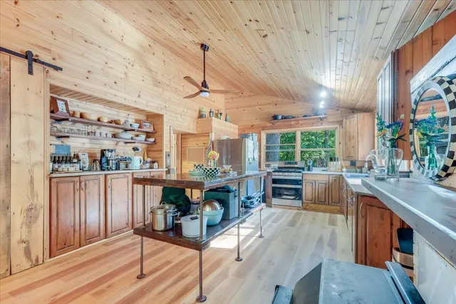 $315,000 | 564 C County Road 2400 North, Dewey, IL 61840