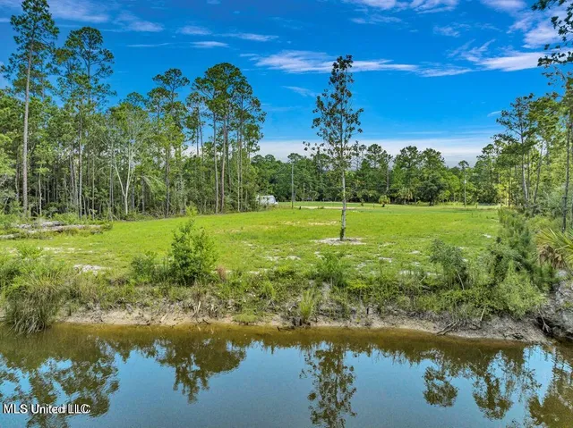 $8,800,000 | Discovery Bay Pass, Pass Christian, MS 39571
