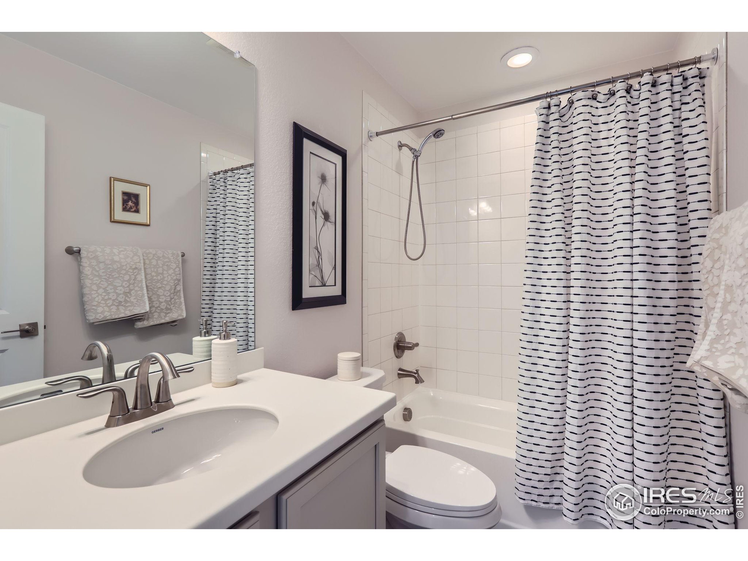 1141 Blue Bell Road Berthoud, CO 80513 - Photo 20 of 27