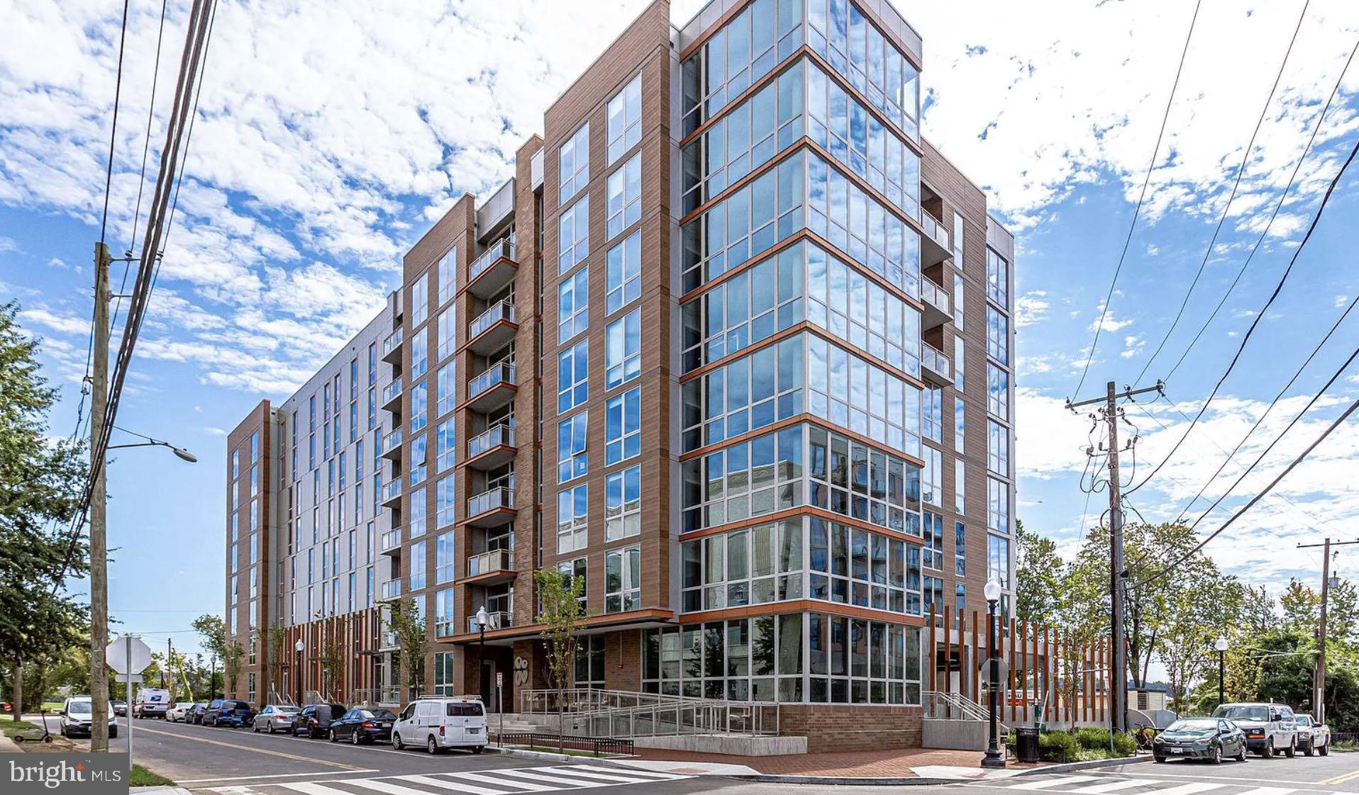 88 V Street Southwest, Unit 213 Washington, DC 20024 - Photo 2 of 26