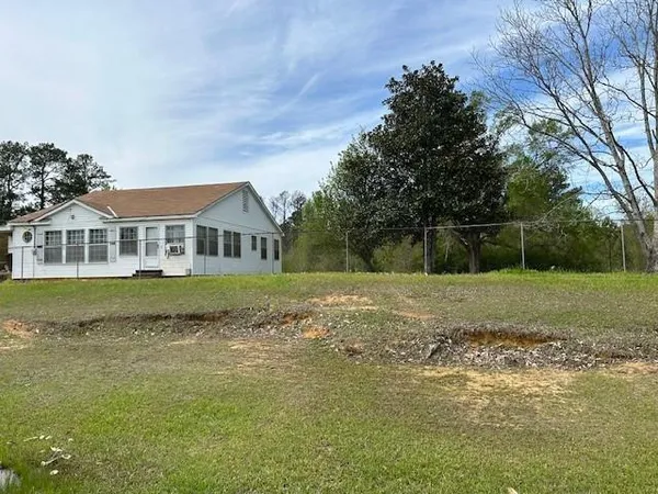 $310,000 | 5901 165th Highway, Ball, LA 71405