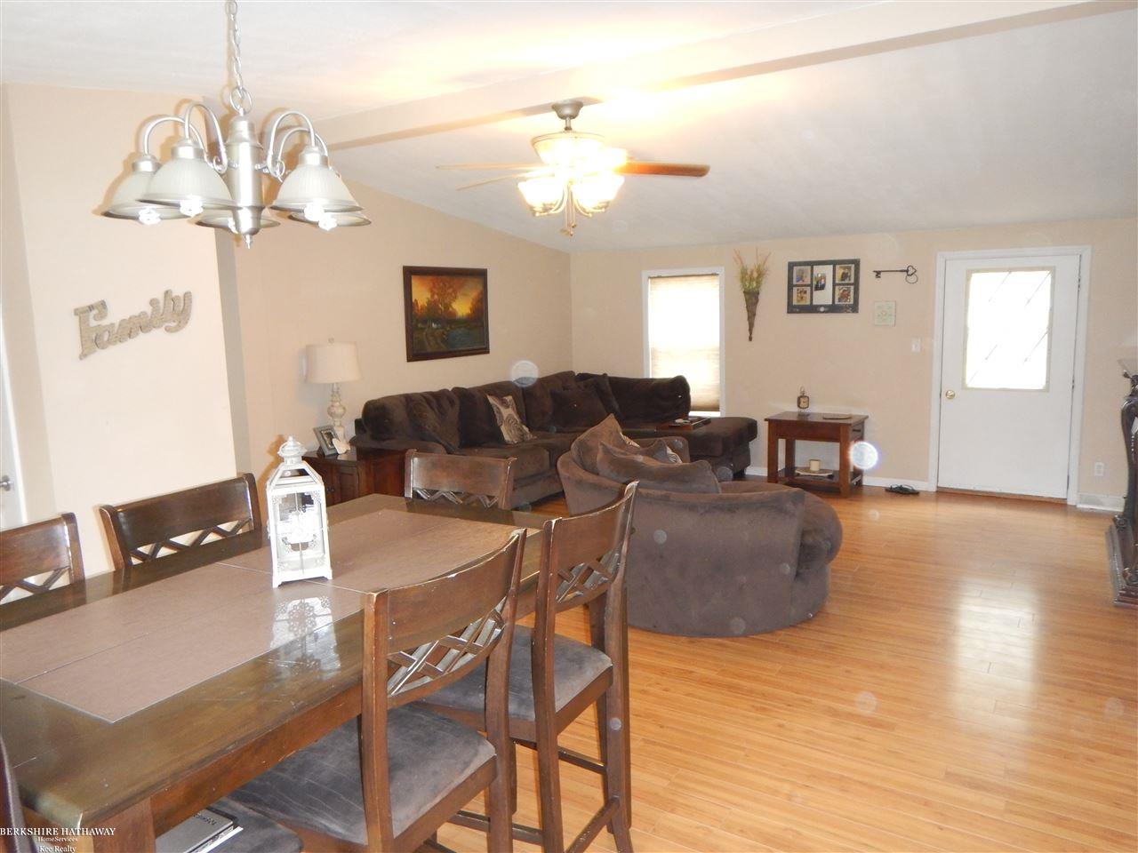 9232 Folkert Road Algonac, MI 48001 - Photo 26 of 45 31318528-25.JPG