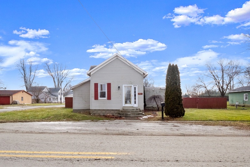 3405 Yoder Road Yoder, IN 46798 - Photo 1 of 26