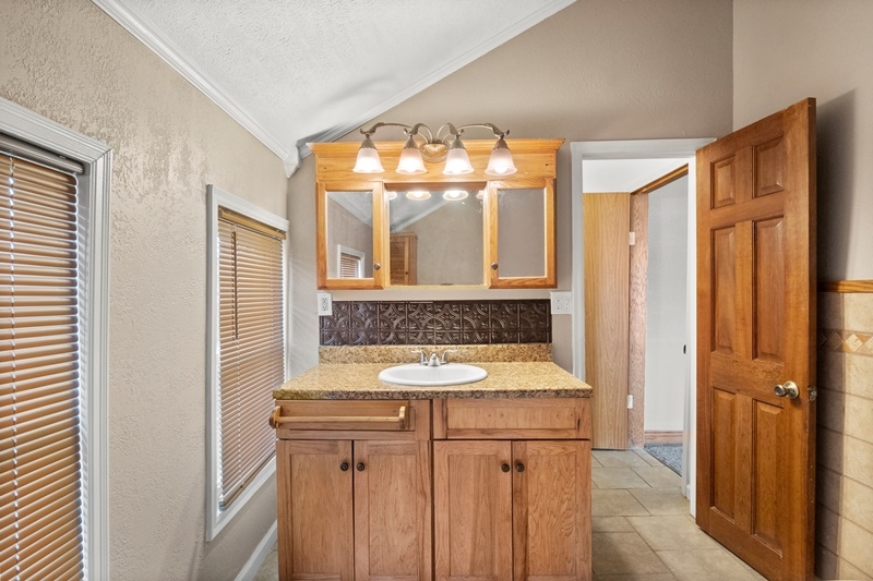 3405 Yoder Road Yoder, IN 46798 - Photo 17 of 26