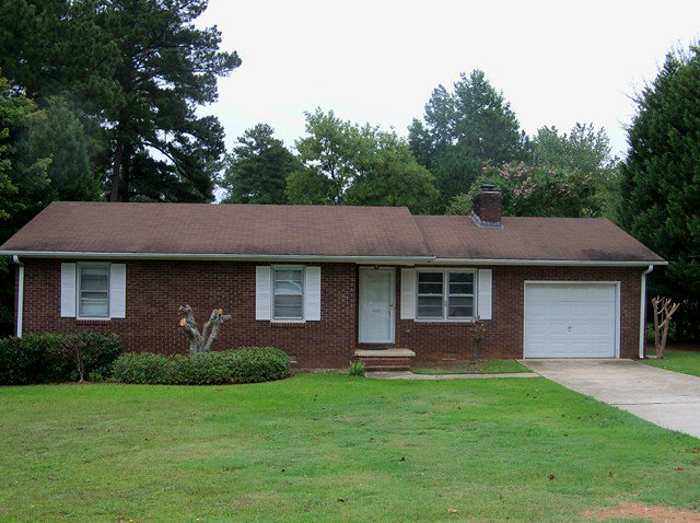206 Manning Road Greenwood, SC 29649 - Photo 1 of 1 Gallery Image 1