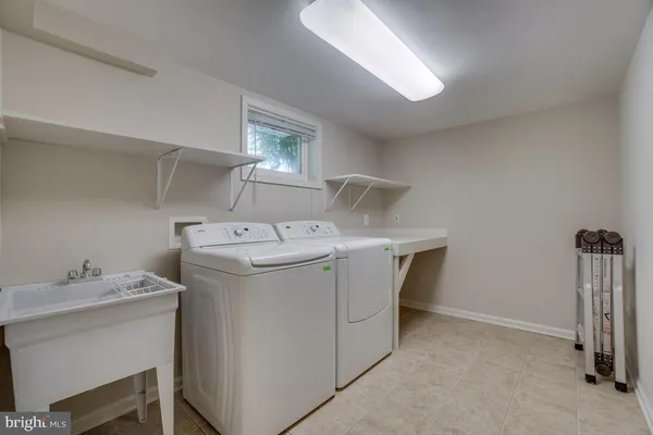 $7,000 | 629 20th Street South, Arlington, VA 22202