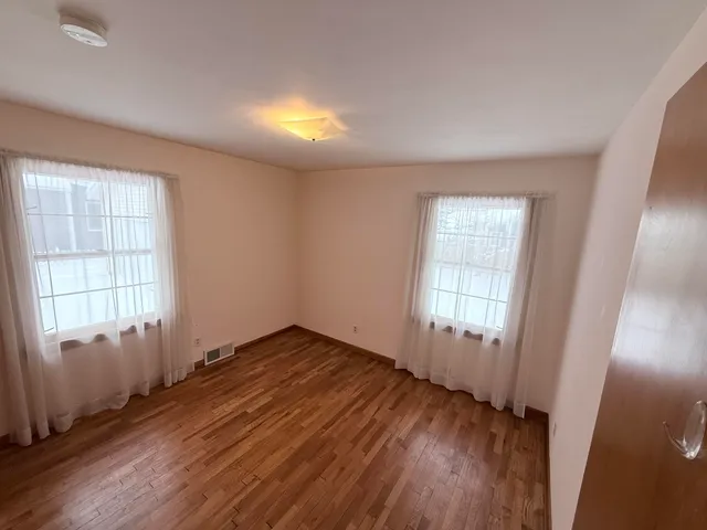 $315,000 | 805 Slayton Avenue, Grand Haven, MI 49417