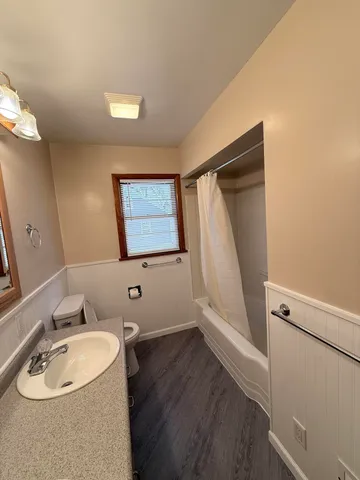 $315,000 | 805 Slayton Avenue, Grand Haven, MI 49417