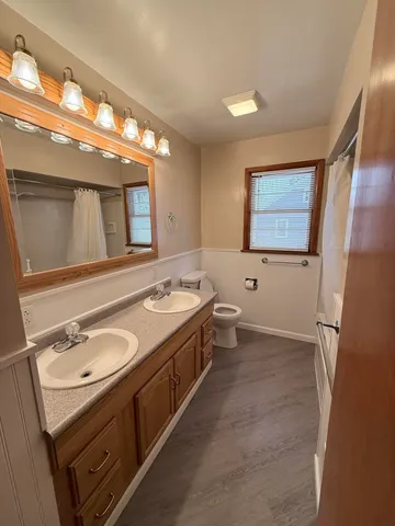 $315,000 | 805 Slayton Avenue, Grand Haven, MI 49417