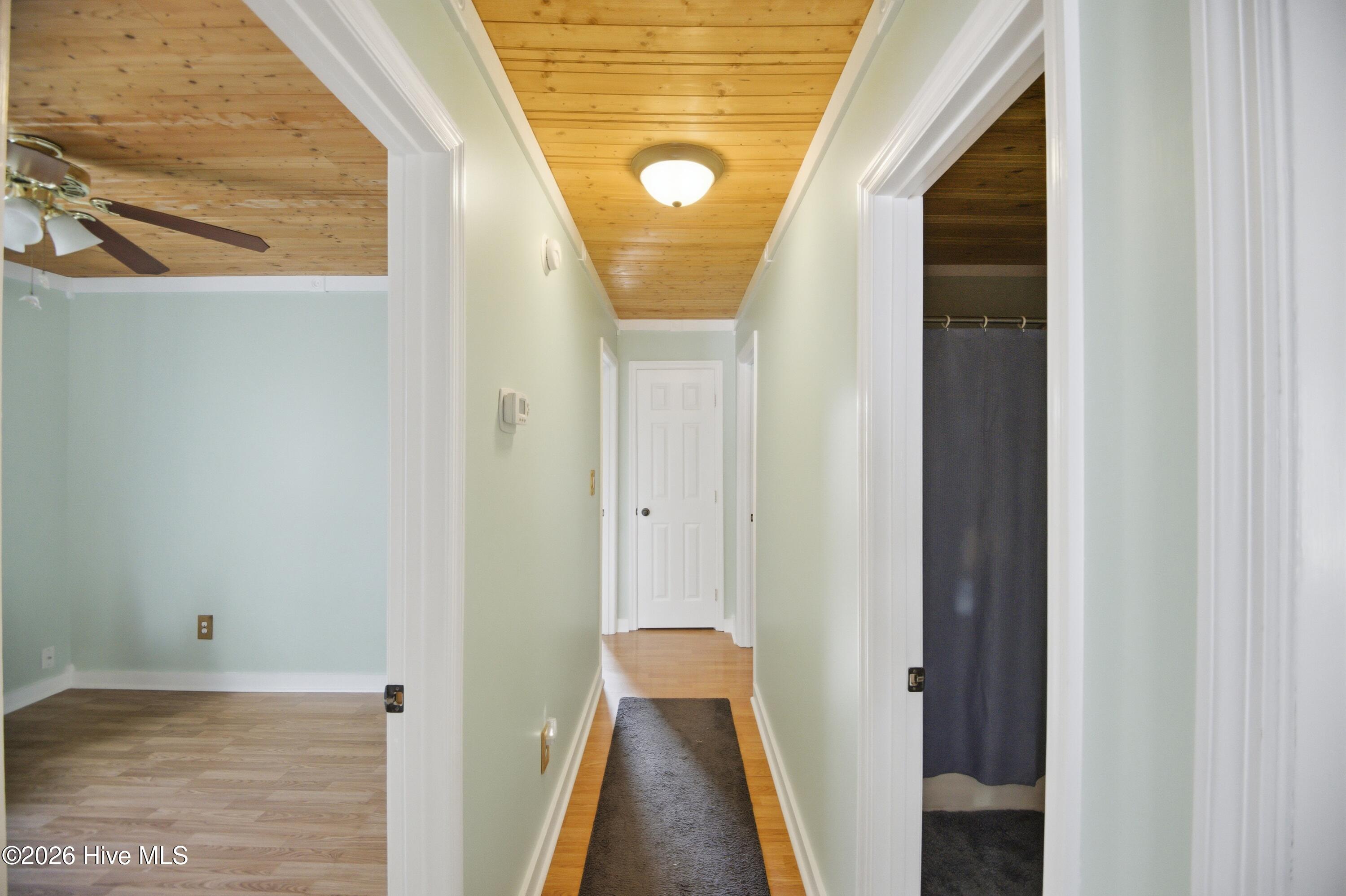 327 Running Road Jacksonville, NC 28546 - Photo 15 of 35 398A7205