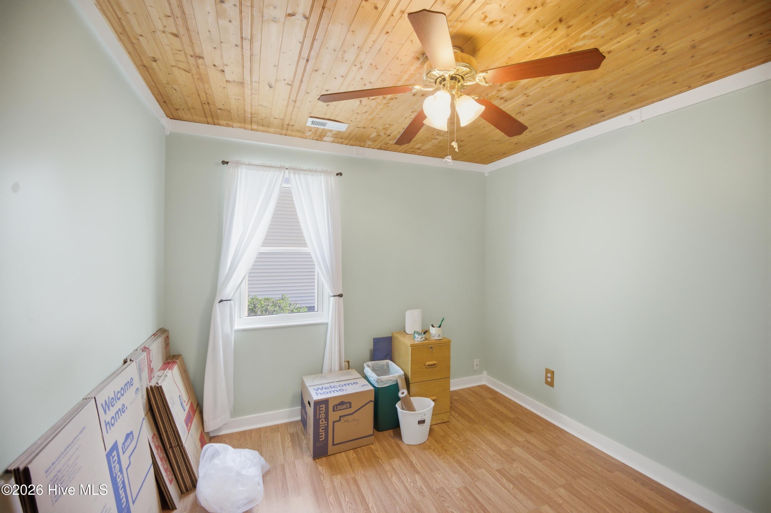 327 Running Road Jacksonville, NC 28546 - Photo 16 of 35 398A7220