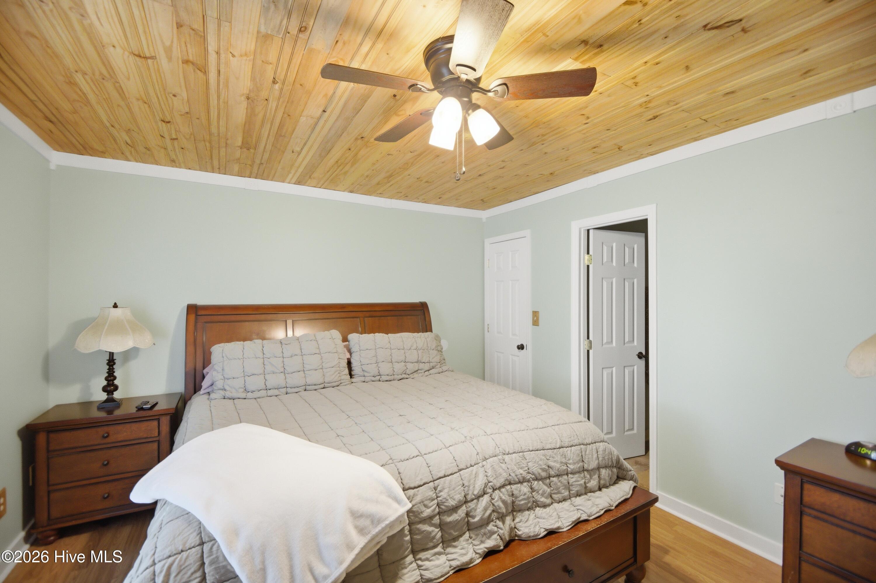 327 Running Road Jacksonville, NC 28546 - Photo 24 of 35 398A7275