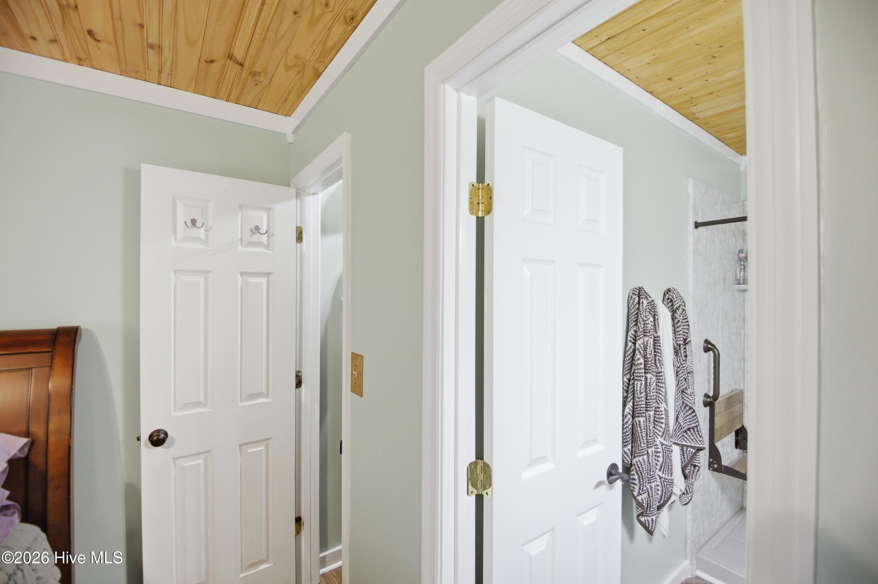 327 Running Road Jacksonville, NC 28546 - Photo 25 of 35 398A7280