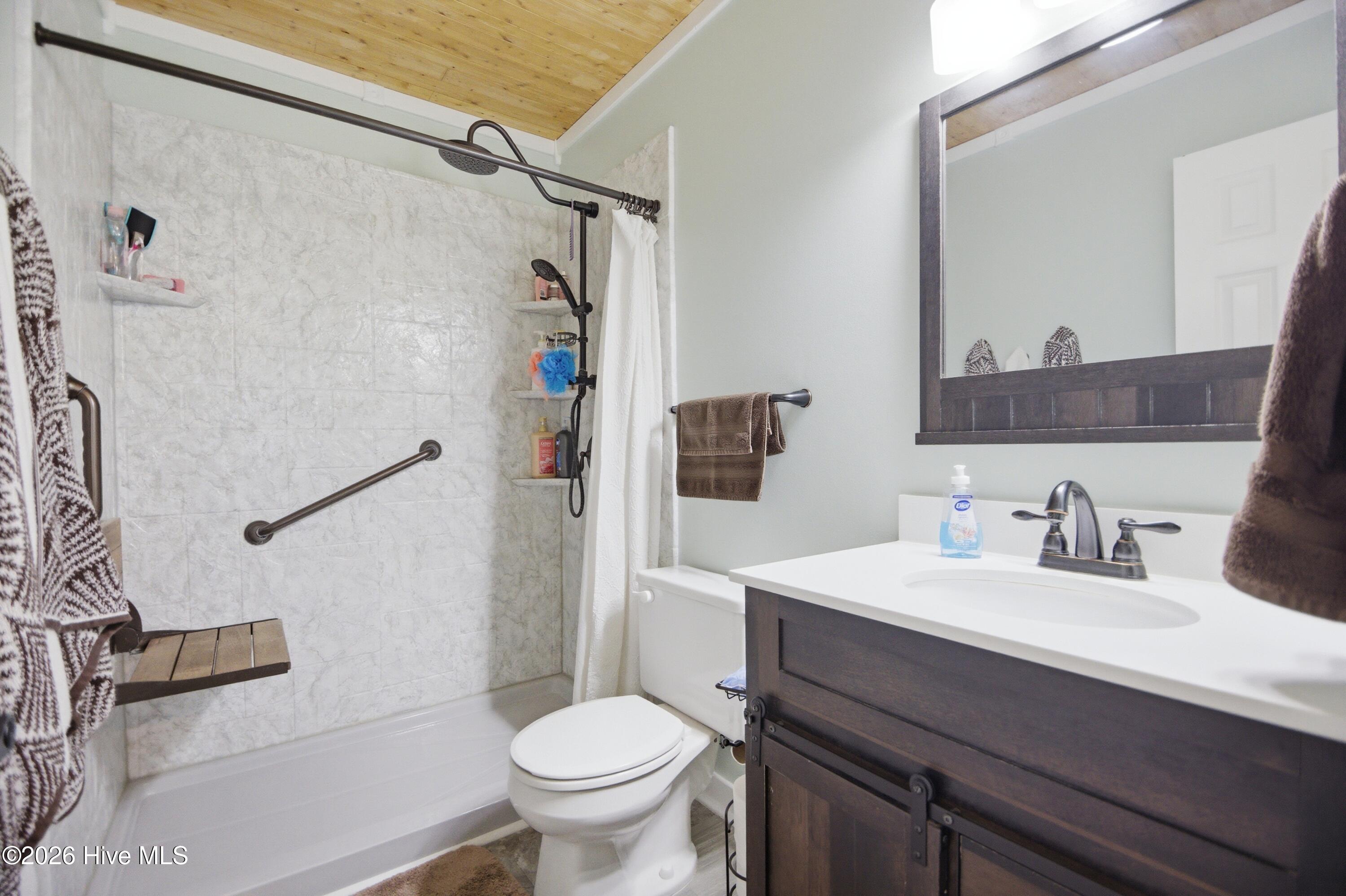 327 Running Road Jacksonville, NC 28546 - Photo 26 of 35 398A7310