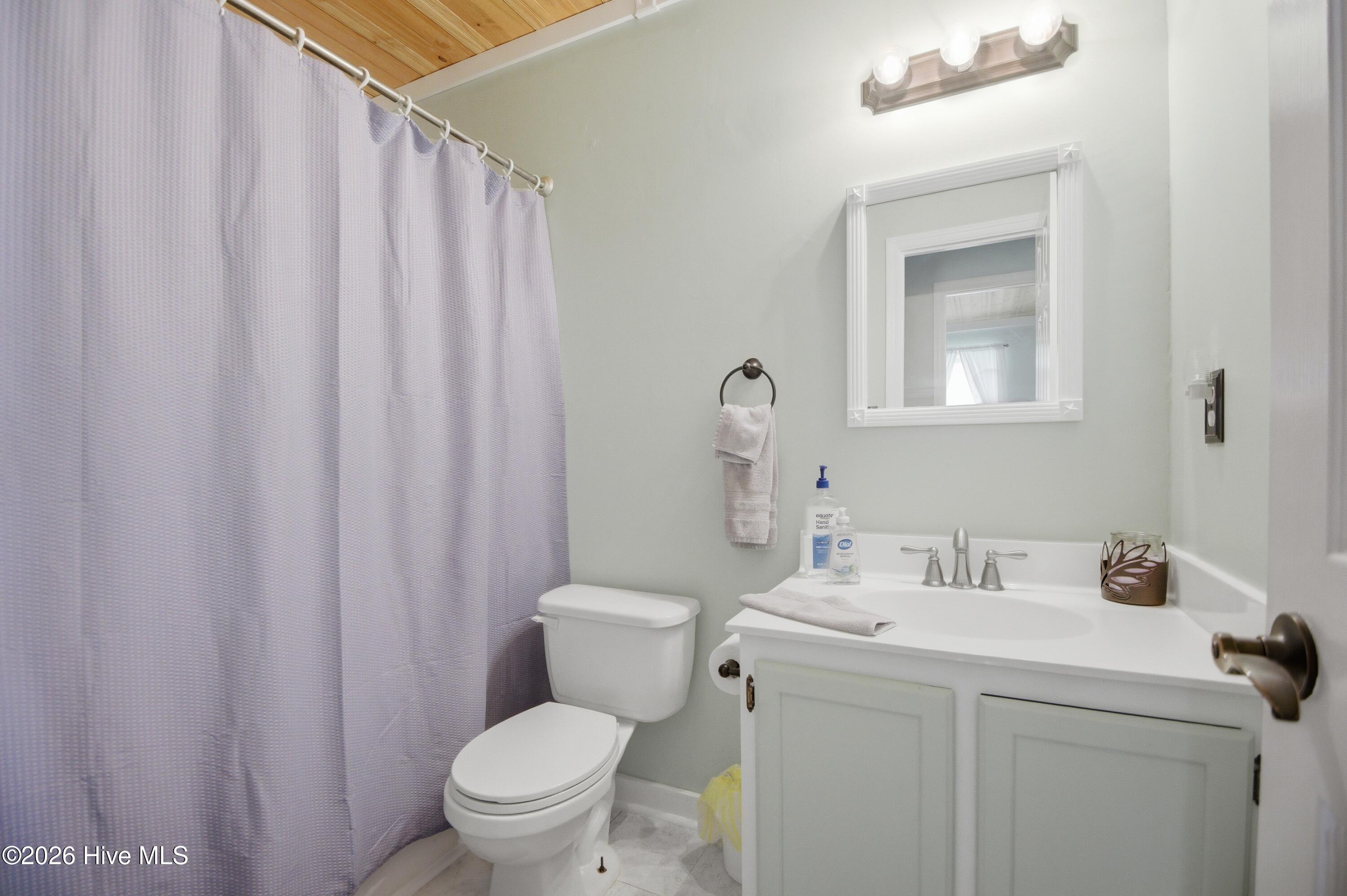 327 Running Road Jacksonville, NC 28546 - Photo 29 of 35 398A7345