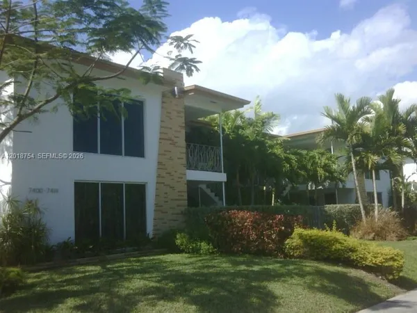 $2,850 | 7414 Northeast 6th Court, Unit 7414, Miami, FL 33138