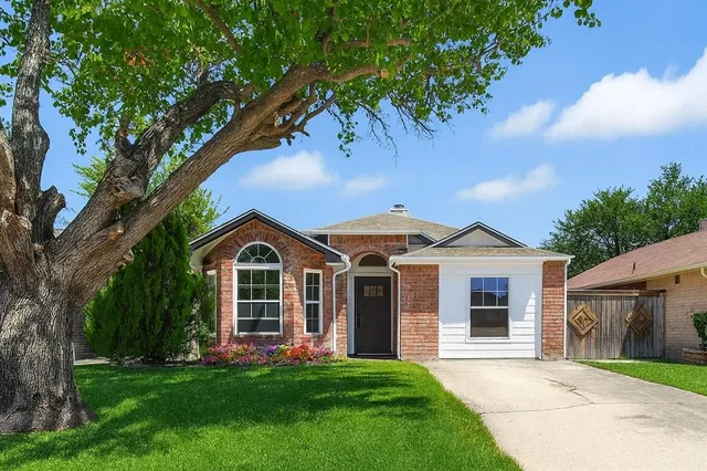 $320,000 | 2806 Game Lake Drive, Irving, TX 75060
