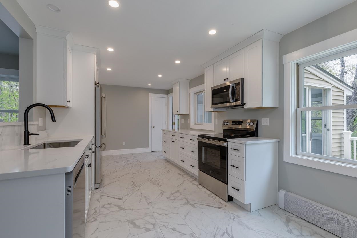 50 Piscataqua Road Dover, NH 03820 - Photo 13 of 37