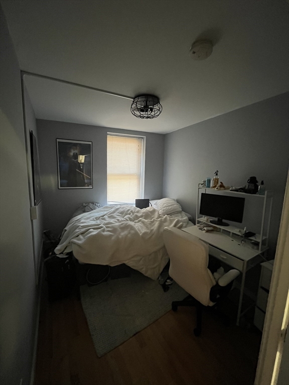 138 Prince Street, Unit 6 Boston, MA 02113 - Photo 4 of 7