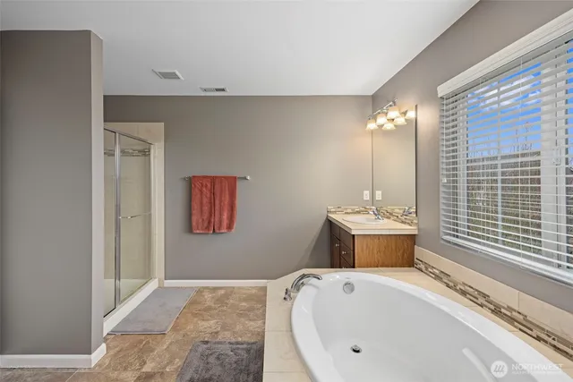 $750,000 | 10508 174th Avenue East, Bonney Lake, WA 98391