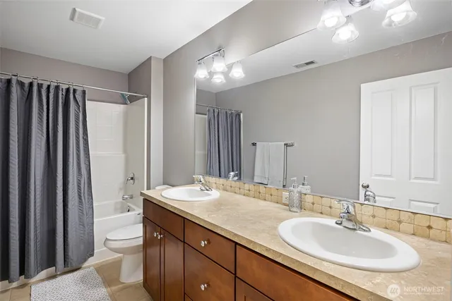 $750,000 | 10508 174th Avenue East, Bonney Lake, WA 98391