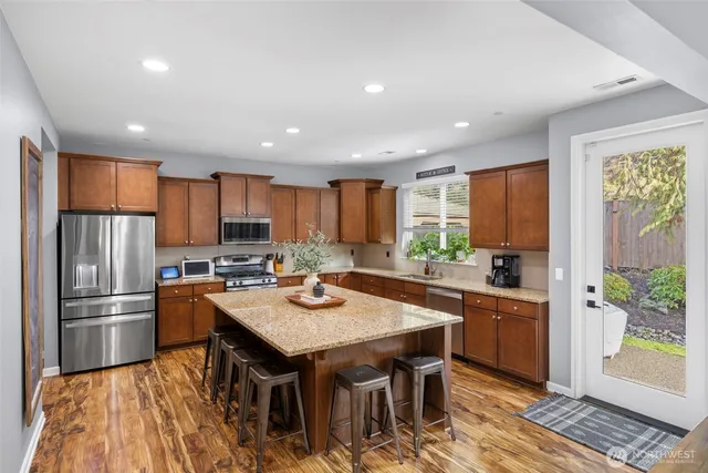 $750,000 | 10508 174th Avenue East, Bonney Lake, WA 98391