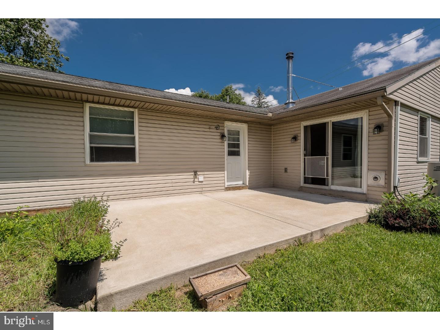 2670 North Reading Road Reinholds, PA 17569 - Photo 4 of 25