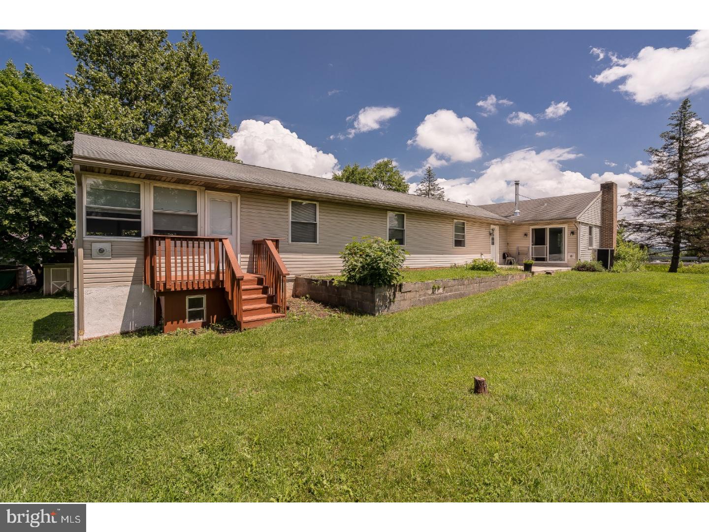 2670 North Reading Road Reinholds, PA 17569 - Photo 5 of 25