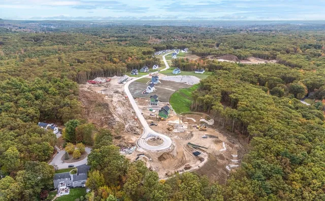 $1,140,000 | 54 Daniel Road, Derry, NH 03038