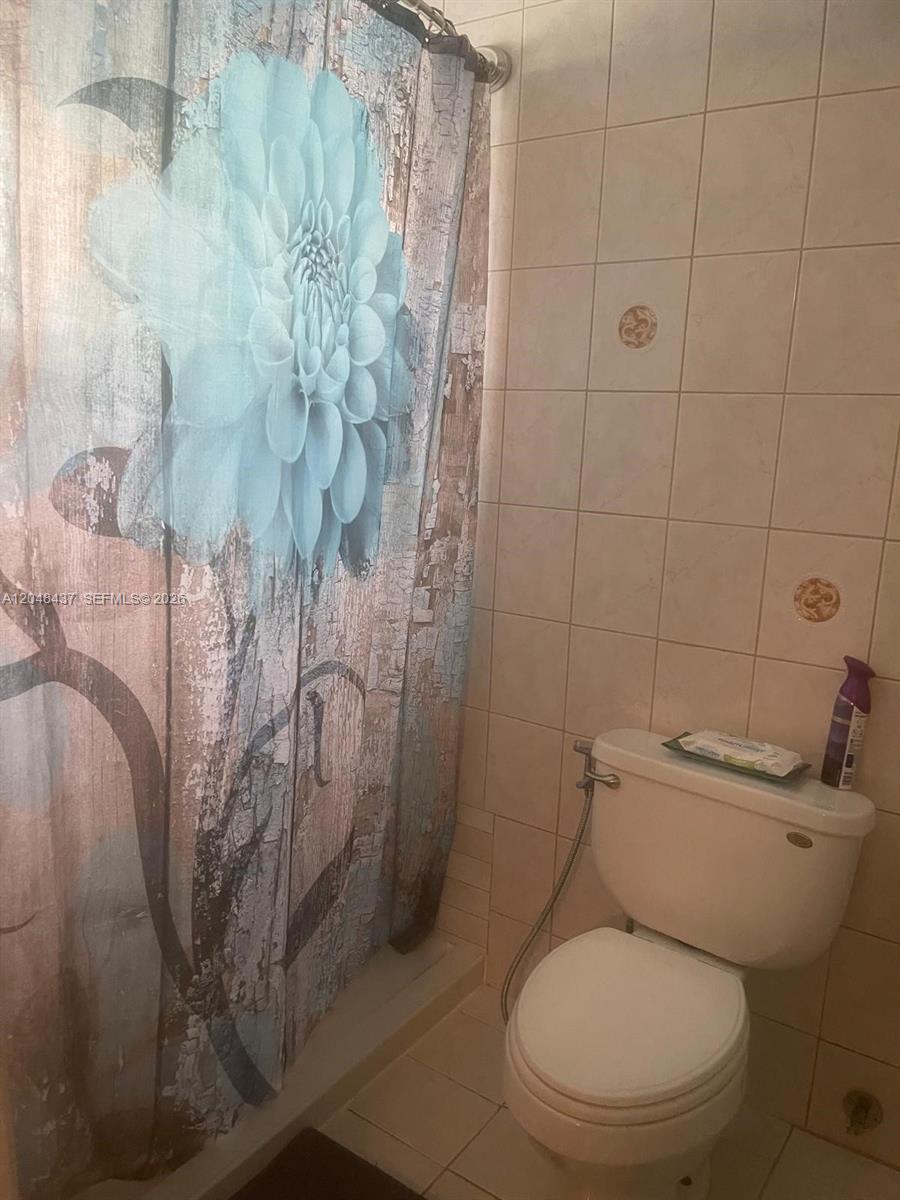 430 Southeast 5th Street Hialeah, FL 33010 - Photo 18 of 24