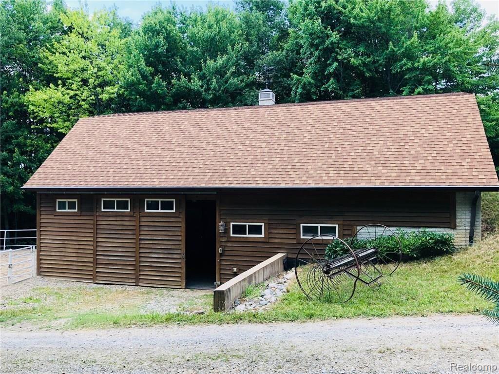 5380 Diehl Road Metamora, MI 48455 - Photo 34 of 79 IMG_0408.jpg