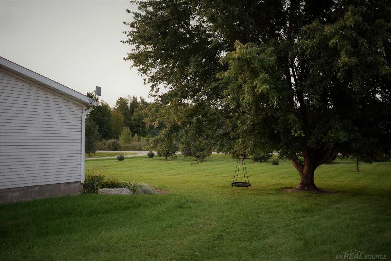 4370 Applegate Road Applegate, MI 48401 - Photo 29 of 33 31360757-28.JPG