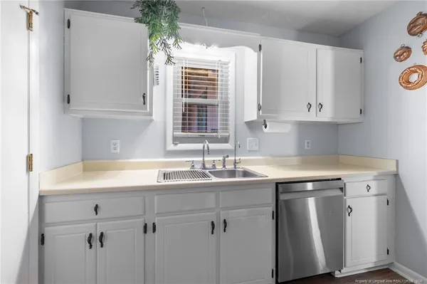 $254,900 | 1236 Bromley Drive, Fayetteville, NC 28303