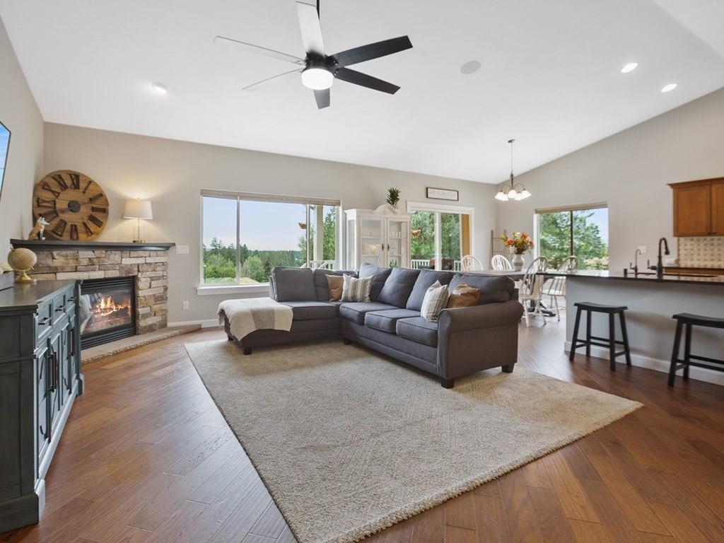 3016 South Conklin Road Veradale, WA 99037 - Photo 5 of 31 Gallery Image 5