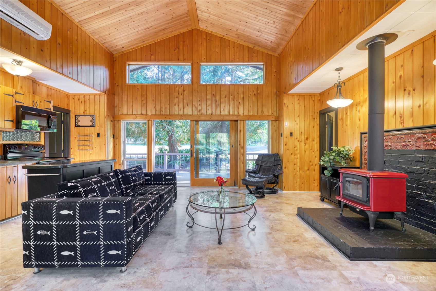 1986 Wellington Road Point Roberts, WA 98281 - Photo 4 of 26 a outdoor space with furniture