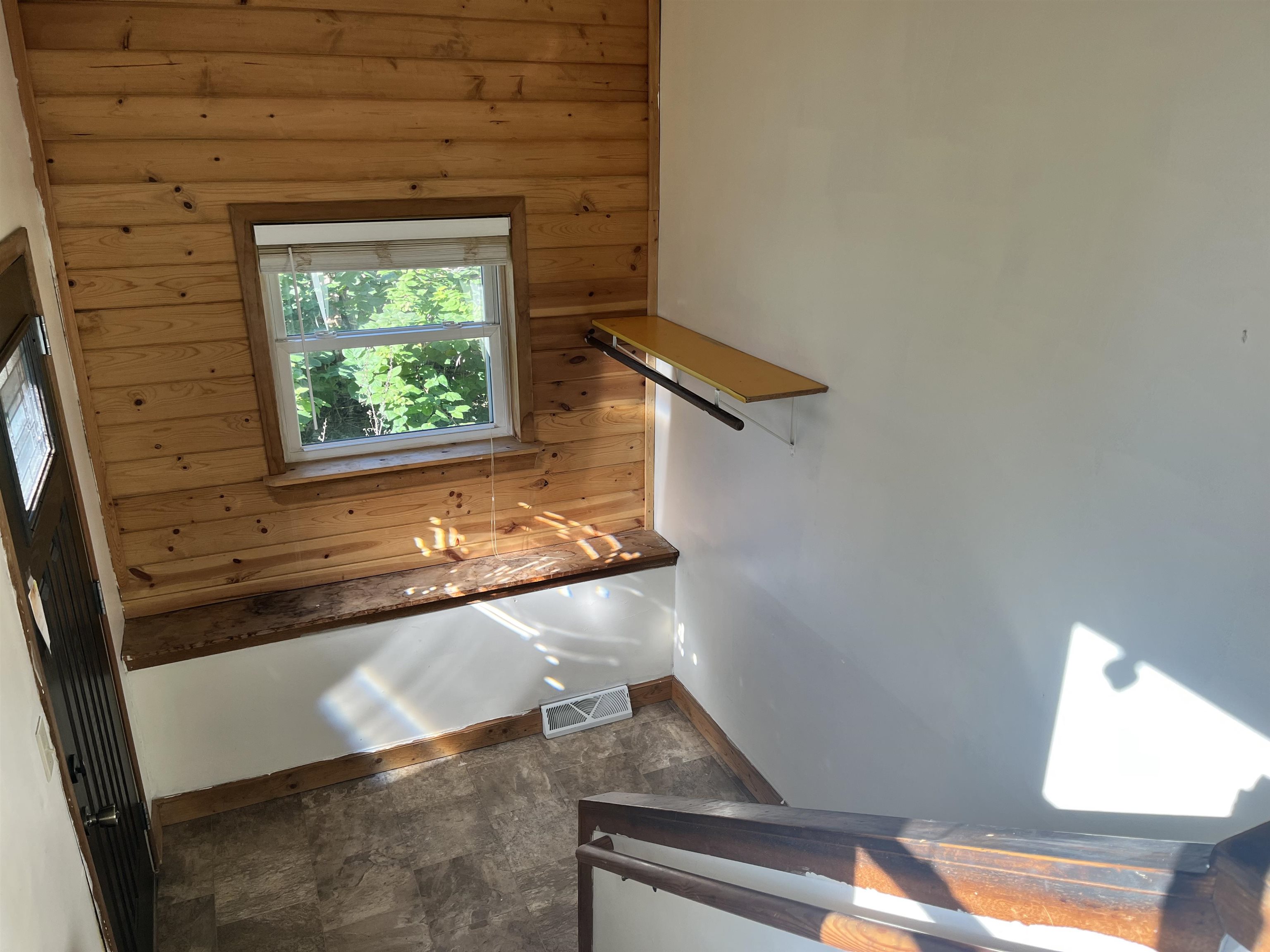 14 3rd Street Proctor, MN 55810 - Photo 9 of 19 Kitchen with baseboards
