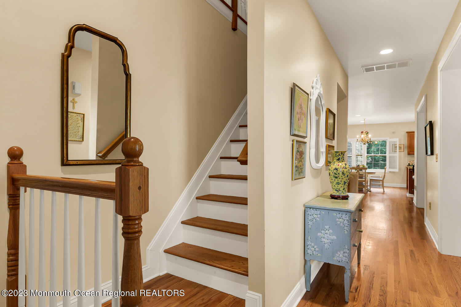 166 River Road Rumson, NJ 07760 - Photo 4 of 32 Foyer