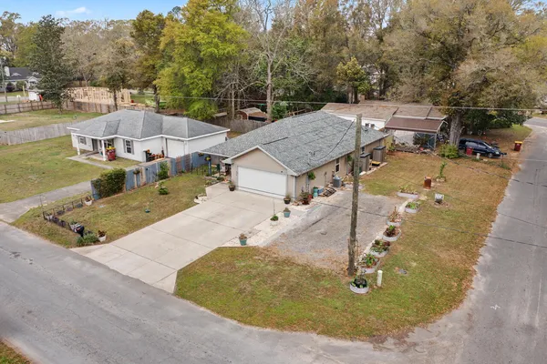 $284,900 | 276 East Elm Avenue, Crestview, FL 32536