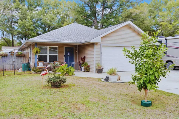 $284,900 | 276 East Elm Avenue, Crestview, FL 32536