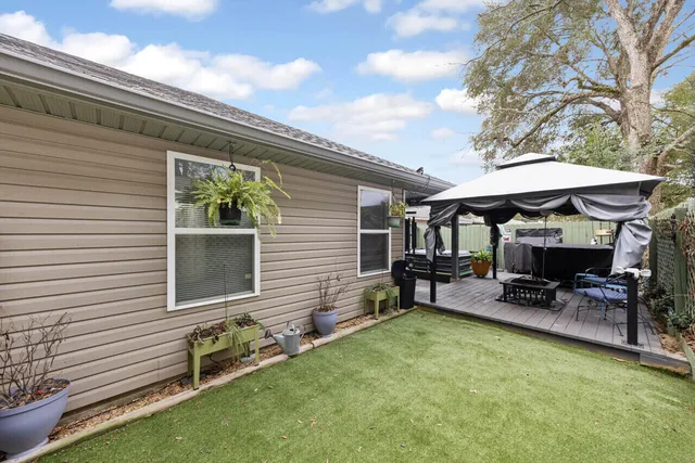 $289,900 | 276 East Elm Avenue, Crestview, FL 32536