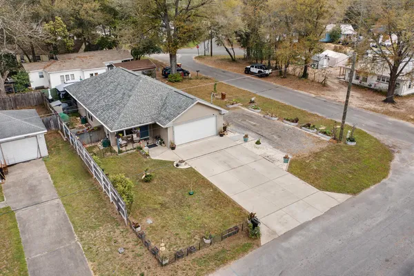 $284,900 | 276 East Elm Avenue, Crestview, FL 32536