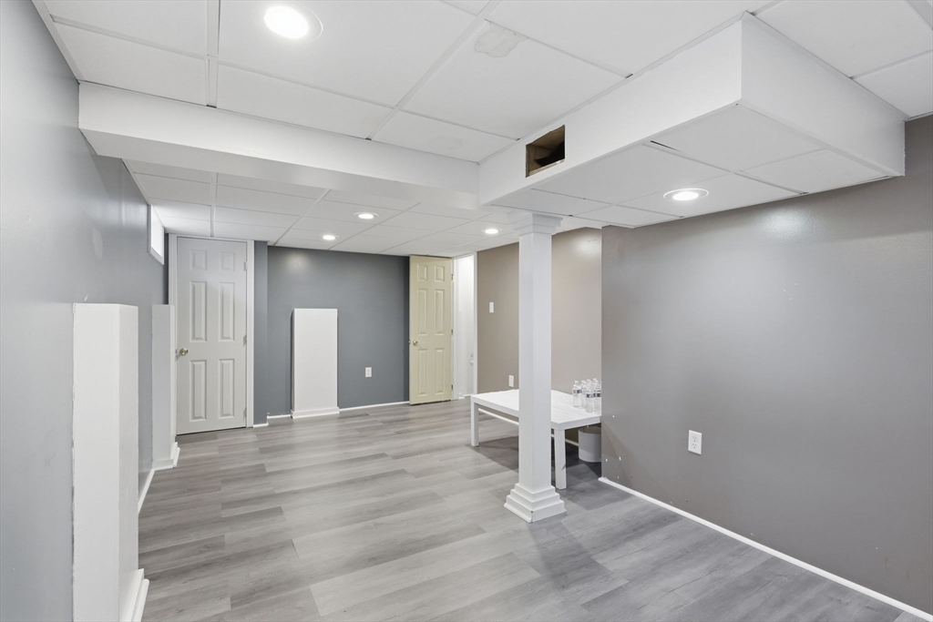 63 Fordham Street Springfield, MA 01104 - Photo 27 of 39