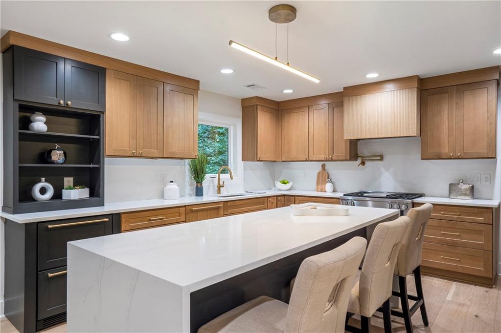 4955 Powers Ferry Road Northwest Sandy Springs, GA 30327 - Photo 19 of 51