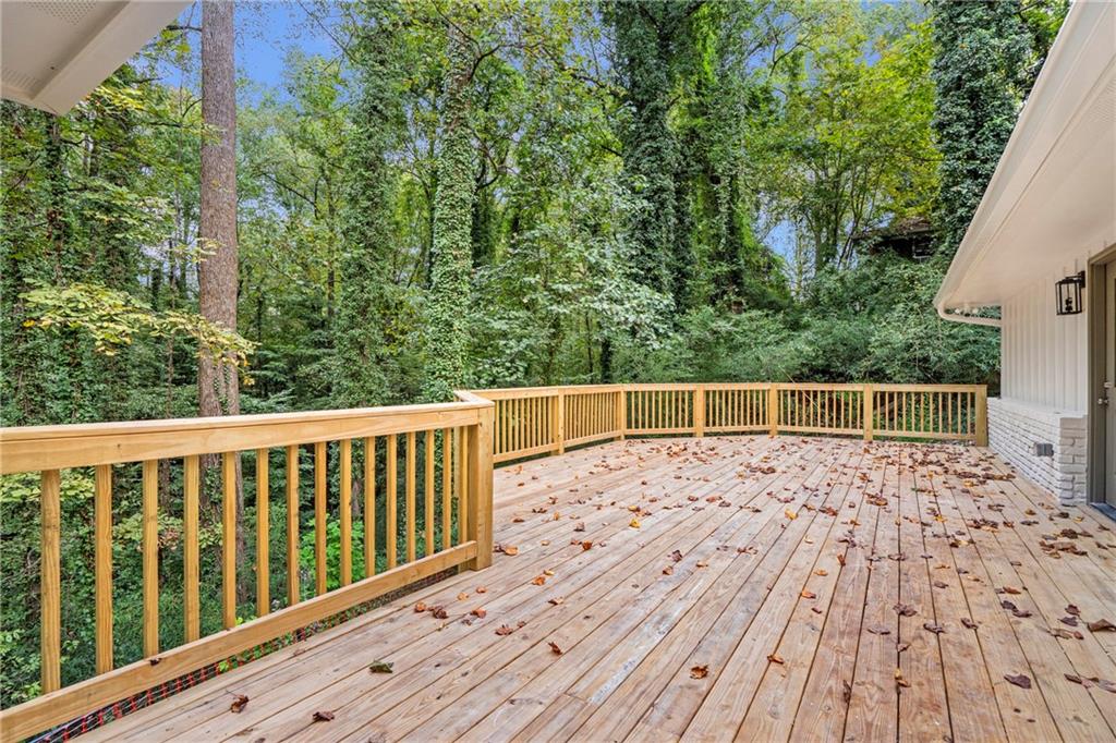 4955 Powers Ferry Road Northwest Sandy Springs, GA 30327 - Photo 24 of 51